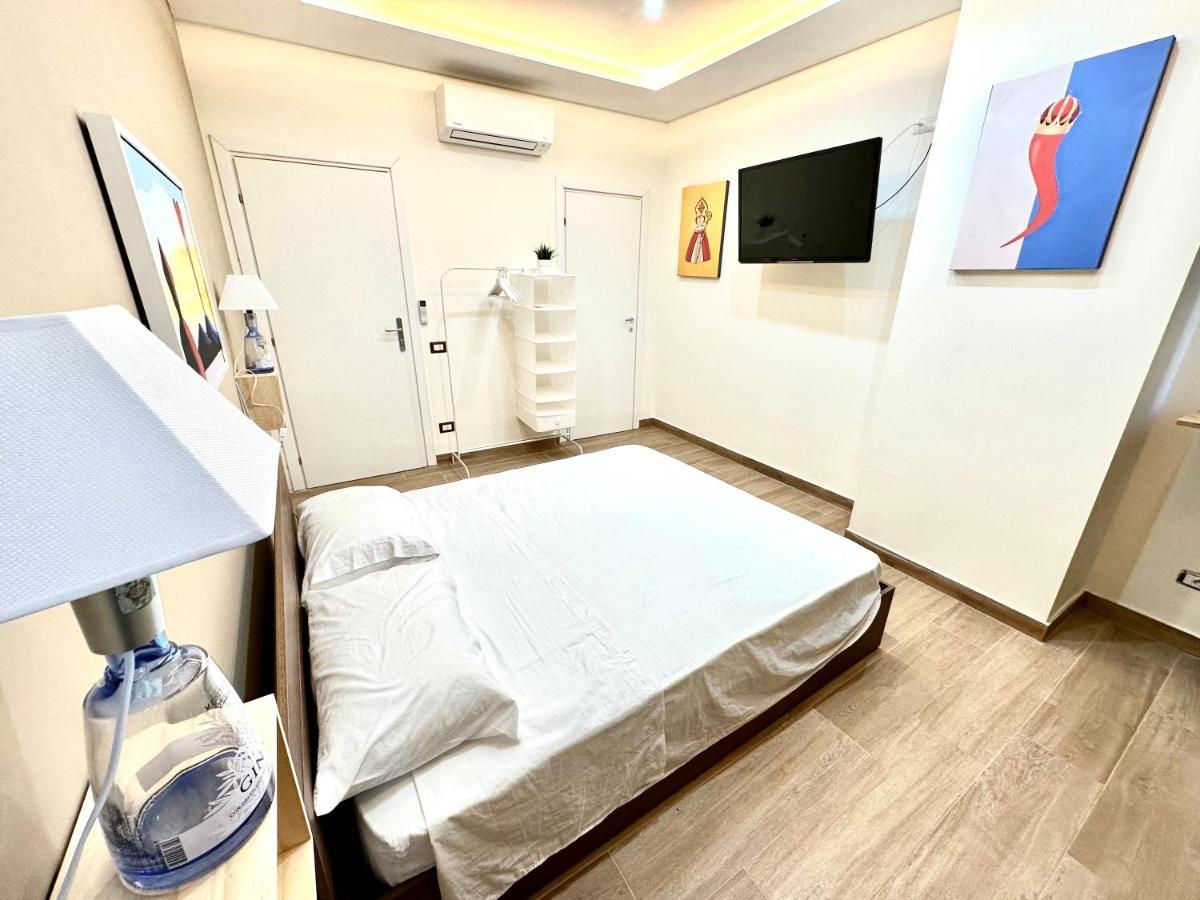 Vespucci Rooms Наполи Екстериор снимка